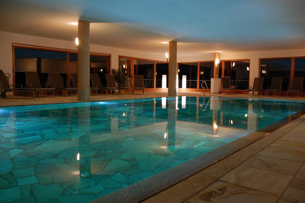 La piscina Hotel Gstatsch
