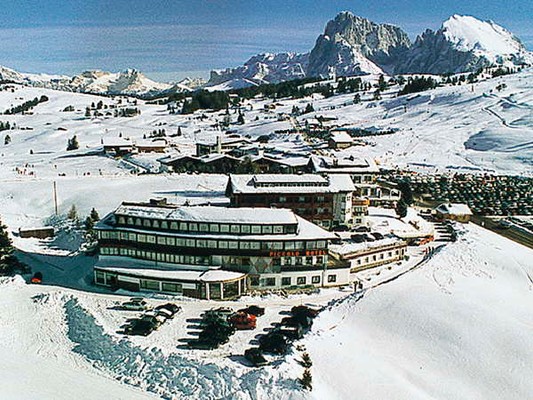Photo exteriors Piccolo Hotel Sciliar