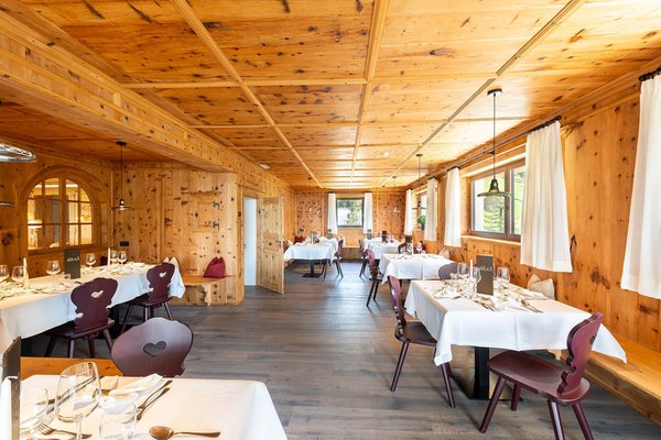 The restaurant Alpe di Siusi / Seiser Alm Seelaus