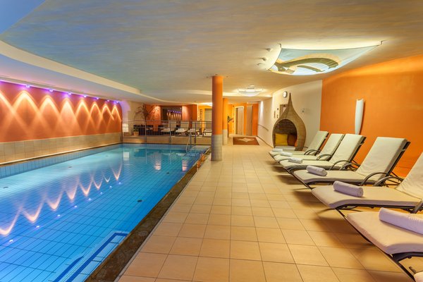 Swimming pool Hotel Monte Piz