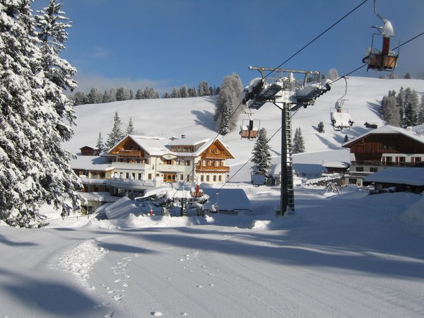 Winter presentation photo Monte Piz - Hotel 3 stars sup.