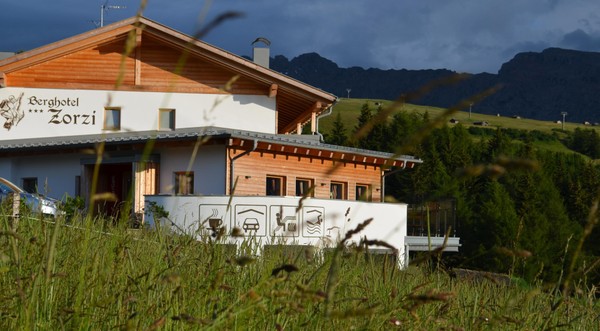 Foto esterno Berghotel Zorzi