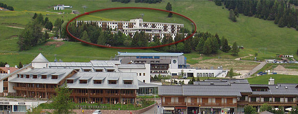 Lage Garni + Ferienwohnungen Alpi Seiser Alm
