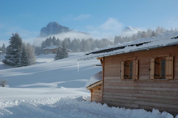 Foto esterno in inverno Chalet Seiseralm