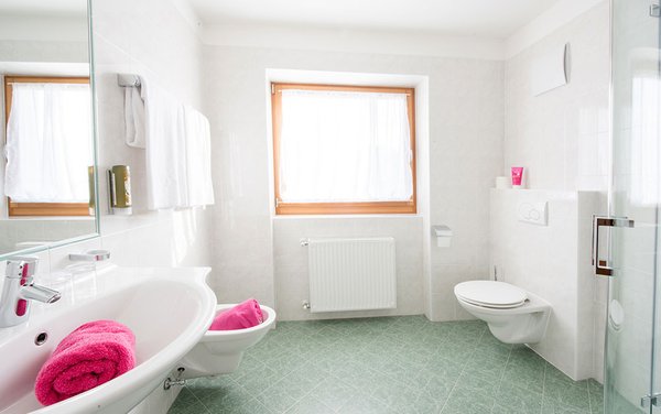 Photo of the bathroom Mountain Hut-Hotel Mahlknechthütte