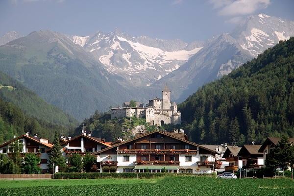 Foto Außenansicht Hotel Mirabell