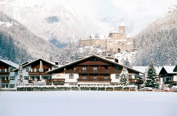 Photo exteriors Hotel Mirabell
