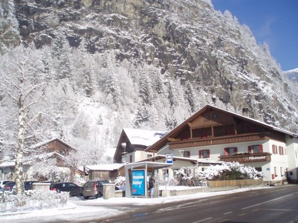 Foto invernale di presentazione Appartamenti Pfarrwirt