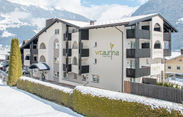 Foto invernale di presentazione Vitaurina Royal Hotel