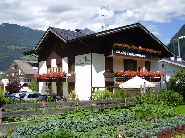 Foto esterno in estate Niederbrunner