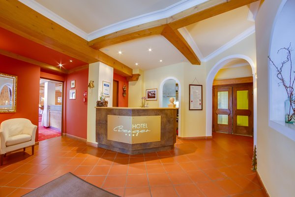 La hall