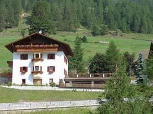 Foto Außenansicht Garni + Ferienwohnungen Seeber