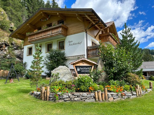 Photo exteriors Farmhouse apartments Feichterhof