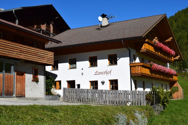 Foto Außenansicht Ferienwohnung auf dem Bauernhof Lanerhof