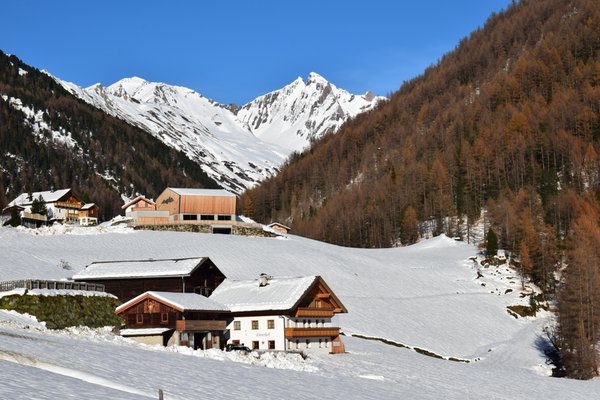 Foto esterno in inverno Lanerhof