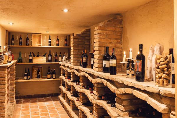 La cantina dei vini San Giovanni (Valle Aurina) Alpin Royal Wellness Refugium & Resort