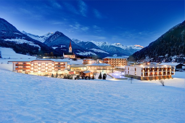 Photo exteriors Hotel Schwarzenstein