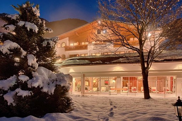 Foto esterno in inverno Gallhaus