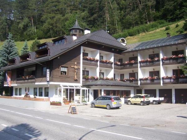 Foto estiva di presentazione Hotel Ahrntalerhof