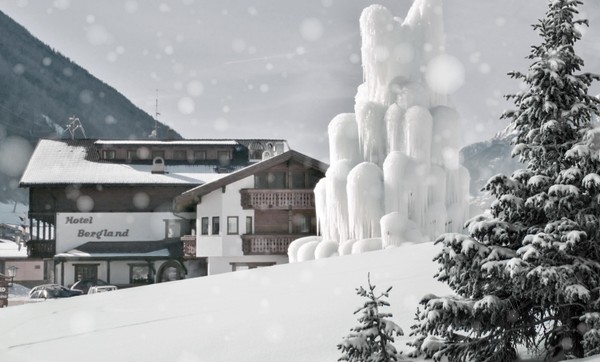 Foto esterno Hotel Bergland