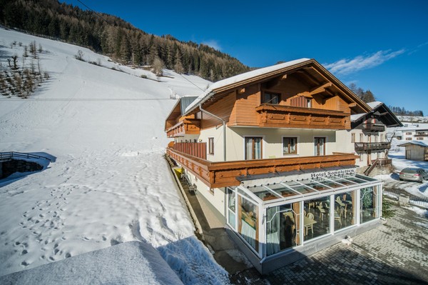 Foto esterno Hotel Sonnleiten