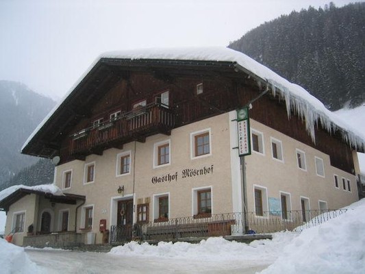 Photo exteriors Gasthof (Small hotel) Mesnhöf