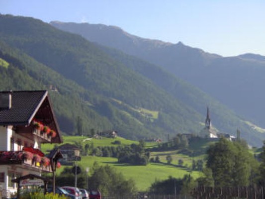 Panoramic view San Giacomo / St. Jakob (Valle Aurina / Ahrntal)