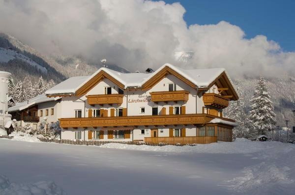 Foto Außenansicht Ferienwohnungen Lärchwiese