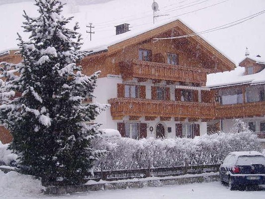 Foto Außenansicht Ferienwohnungen Pipperger