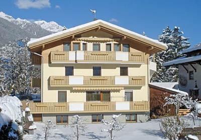 Foto Außenansicht Ferienwohnungen Alpenblick