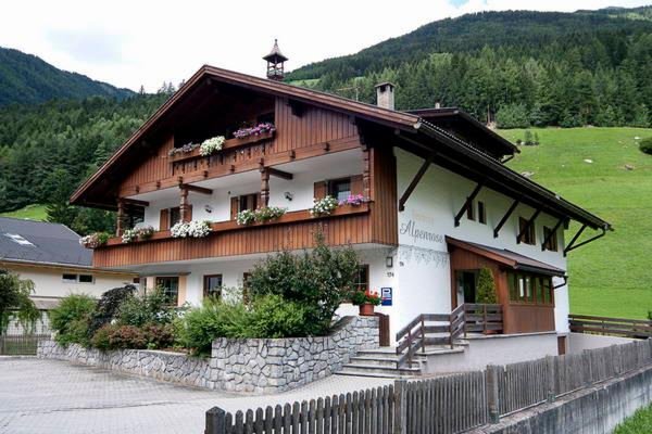 Sommer Präsentationsbild Residence Alpenrose