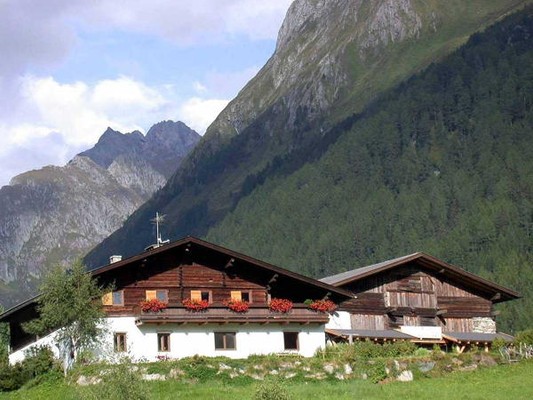 Photo exteriors Farmhouse apartments Krahbichl