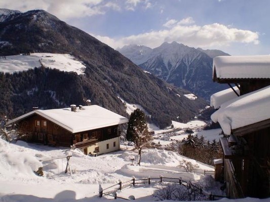 Foto Außenansicht Ferienwohnungen auf dem Bauernhof Unterklammhof