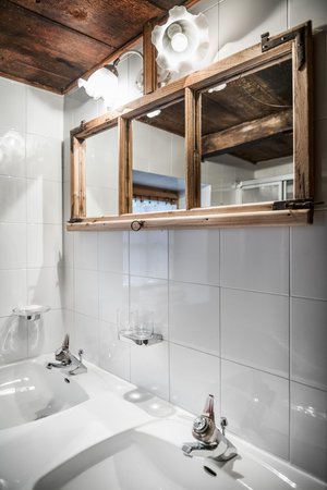 Foto del bagno Appartamenti in agriturismo Ebner