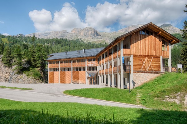 Foto esterno Garni-Hotel + Appartamenti Elisir