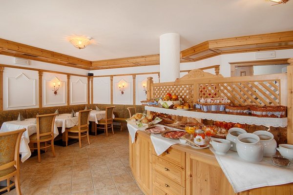 Das Frühstück Garni-Hotel + Ferienwohnungen Elisir