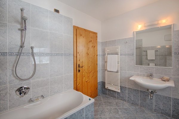 Foto del bagno Garni-Hotel + Appartamenti Elisir