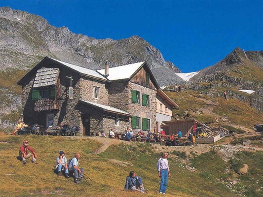 Foto esterno Rifugio Tridentina / Birnlückenhütte