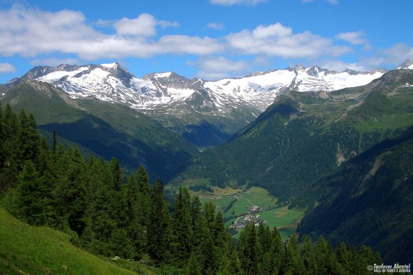 Typische Darstellung von Tauferer Tal (Ahrntal und Tauferer Tal)