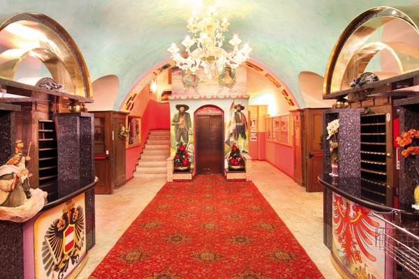 La hall
