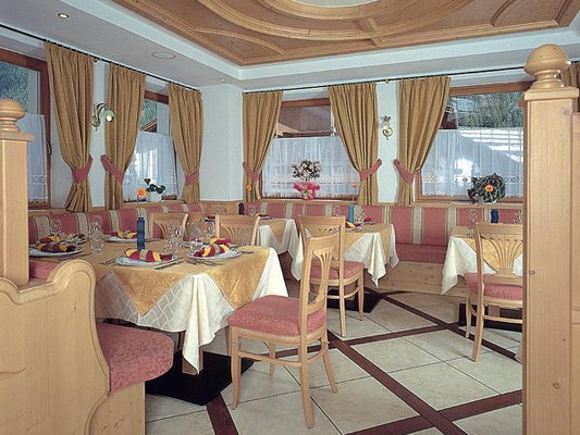 Il ristorante Canazei Alba Wellness & Beauty Hotel