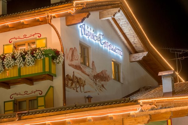 Foto esterno in estate Alpino al Cavalletto