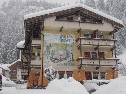 Photo exteriors Hotel Azola