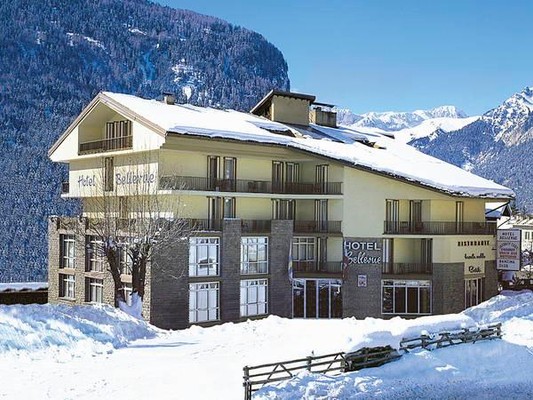 Foto esterno Albergo Bellevue Uhc