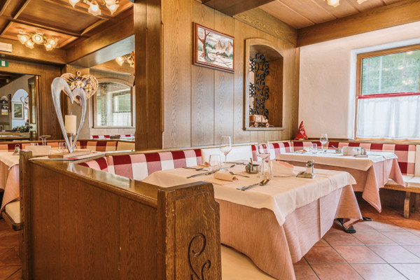 Il ristorante Canazei Chalet Pineta