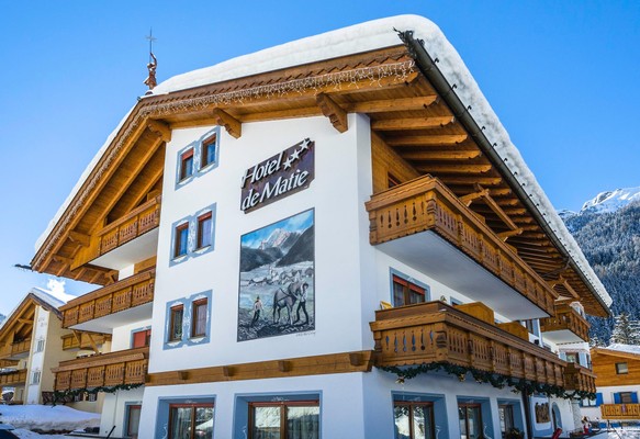 Foto esterno Albergo De Matìe