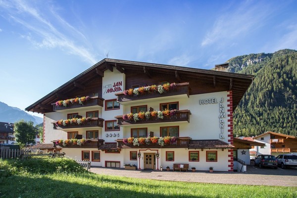 Foto esterno Albergo Jan Maria