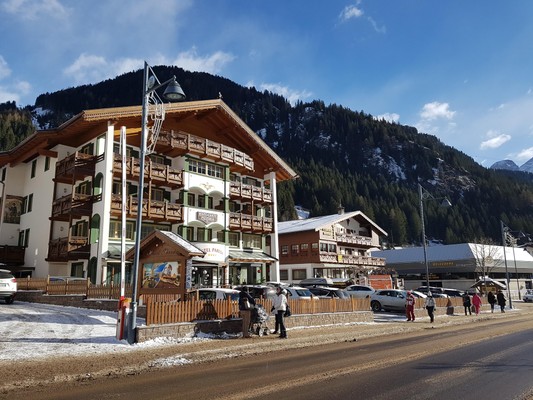 Foto esterno Hotel Pareda