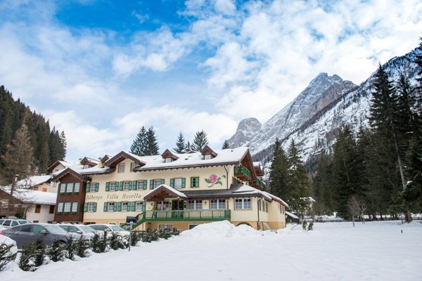 Foto esterno in inverno Villa Rosella