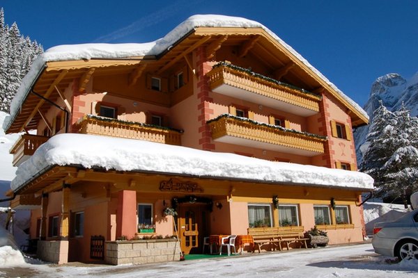 Winter Präsentationsbild Garni-Hotel Villa Clara